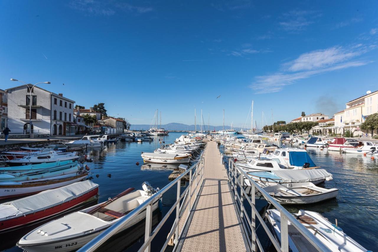 Apartment Ana 1 Malinska Εξωτερικό φωτογραφία