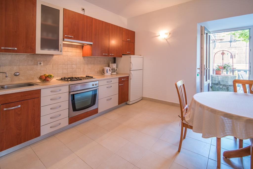 Apartment Ana 1 Malinska Εξωτερικό φωτογραφία